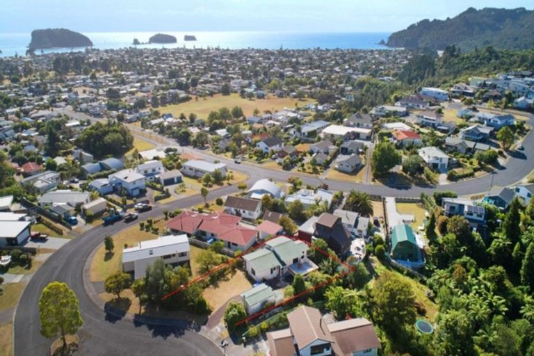 Photo of property in 106 Chevron Crescent, Whangamata, 3620