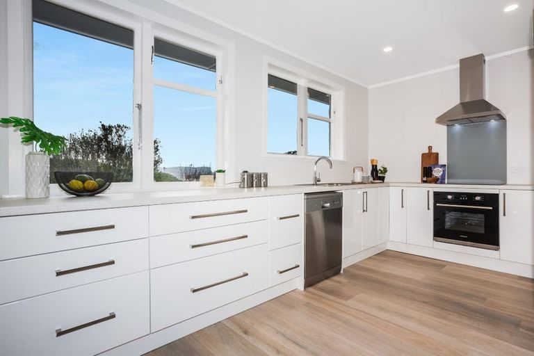 Photo of property in 1 Mahinawa Street, Takapuwahia, Porirua, 5022