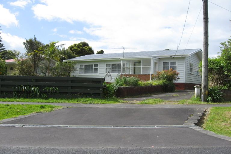Photo of property in 8 Ferry Parade, Herald Island, Auckland, 0618