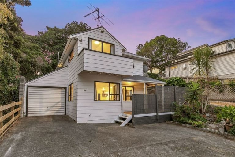 Photo of property in 52b Aroha Avenue, Sandringham, Auckland, 1025