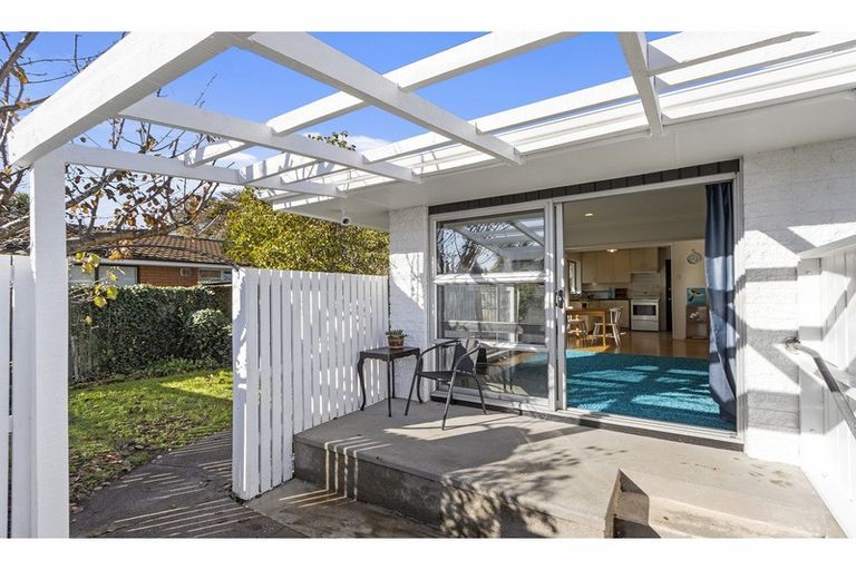 Photo of property in 2/50 Selwyn Street, Somerfield, Christchurch, 8024