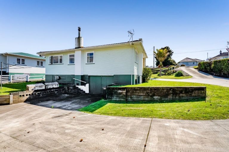 Photo of property in 99 Clawton Street, Westown, New Plymouth, 4310