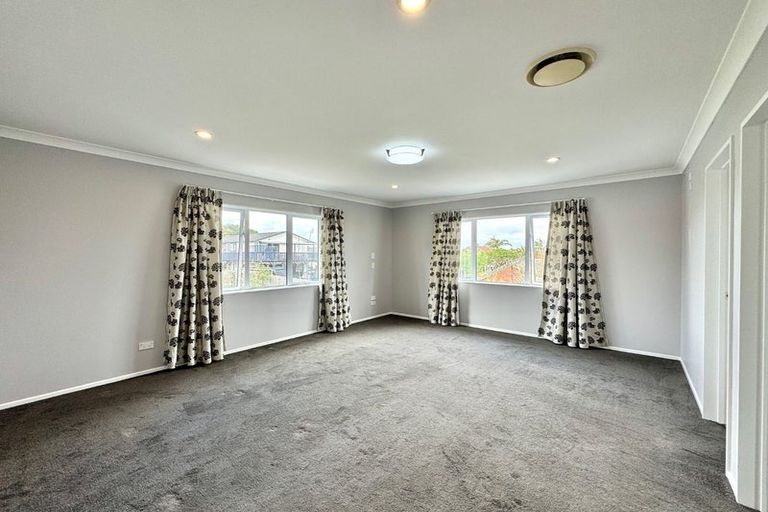 Photo of property in 152 Hill Road, The Gardens, Auckland, 2105