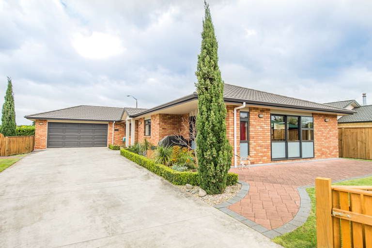 Photo of property in 5 Gilligan Close, College Estate, Whanganui, 4500