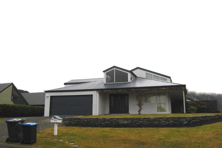 Photo of property in 13 Fox's Terrace, Arrowtown, 9302