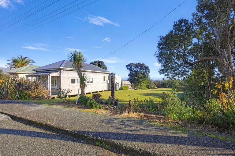 Photo of property in 162 Torea Street, Granity, 7823