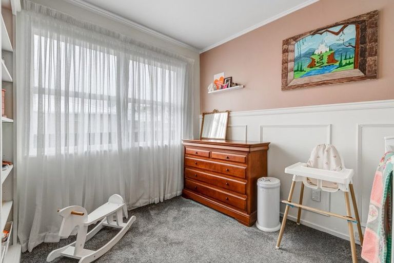 Photo of property in 71b Red Beach Road, Red Beach, 0932