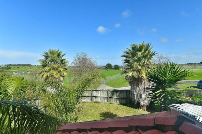 Photo of property in 15 Clea View, Gulf Harbour, Whangaparaoa, 0930