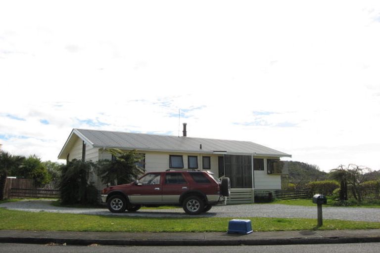 Photo of property in 17 Sunbelt Crescent, Takaka, 7110