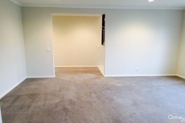 Photo of property in 22 Darion Drive, Flat Bush, Auckland, 2019