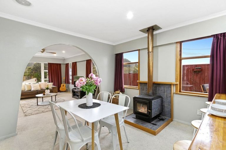 Photo of property in 39 Dominion Park Street, Johnsonville, Wellington, 6037