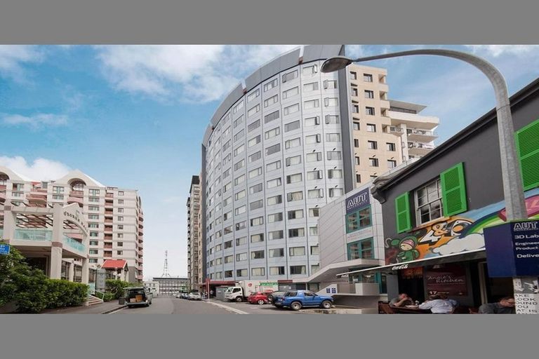 Photo of property in Mount Terrace Apartments, 14b/33 Mount Street, Auckland Central, Auckland, 1010