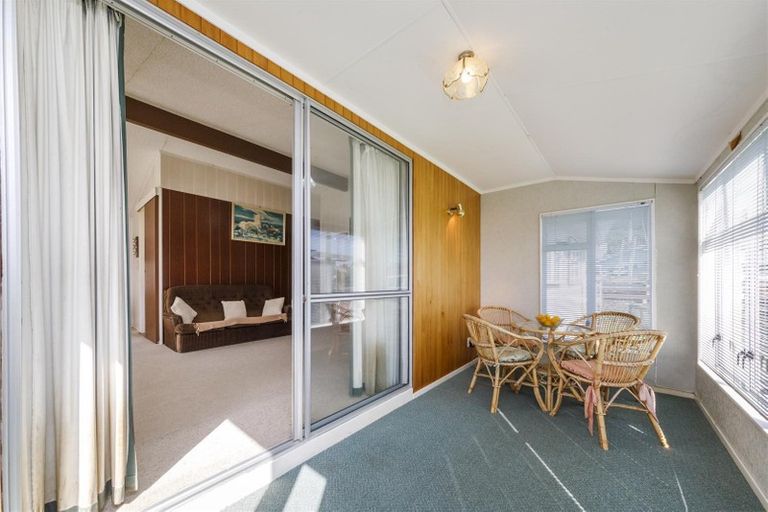 Photo of property in 8 Walker Crescent, Bulls, 4818