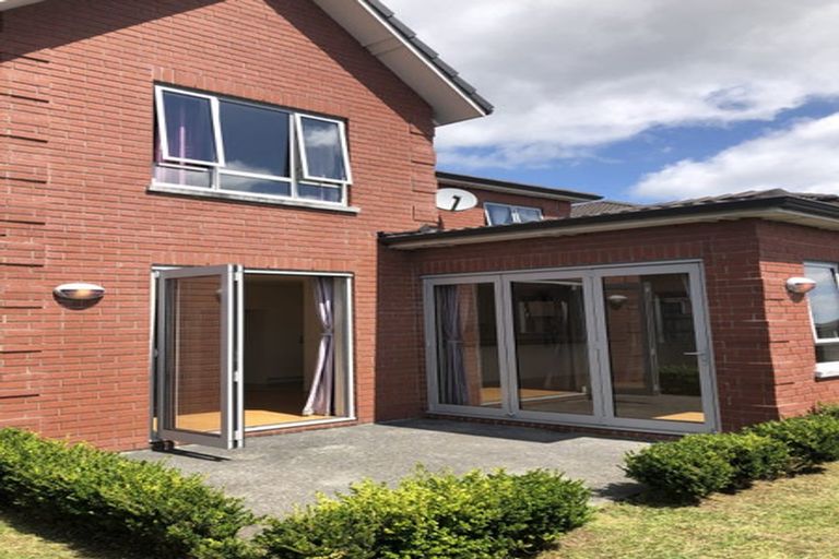 Photo of property in 29 Horizon View Road, Oteha, Auckland, 0632