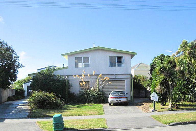 Photo of property in 13 Plover Street, Southshore, Christchurch, 8062