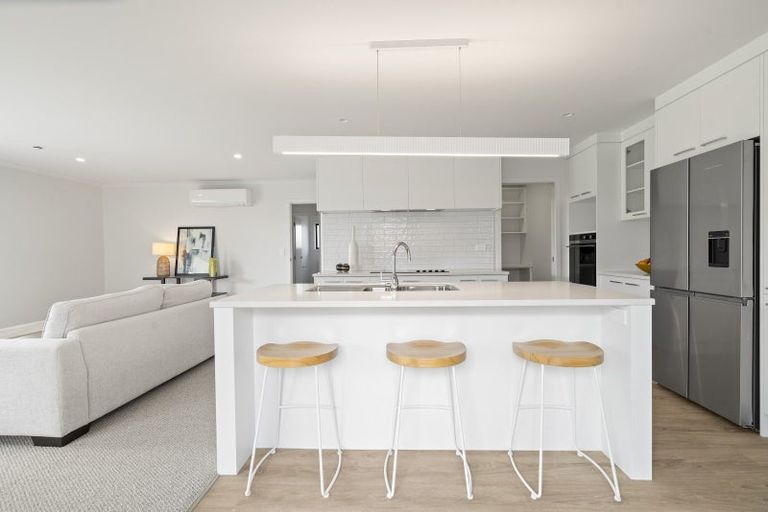 Photo of property in 2 Keri Rua Road, Leamington, 3495