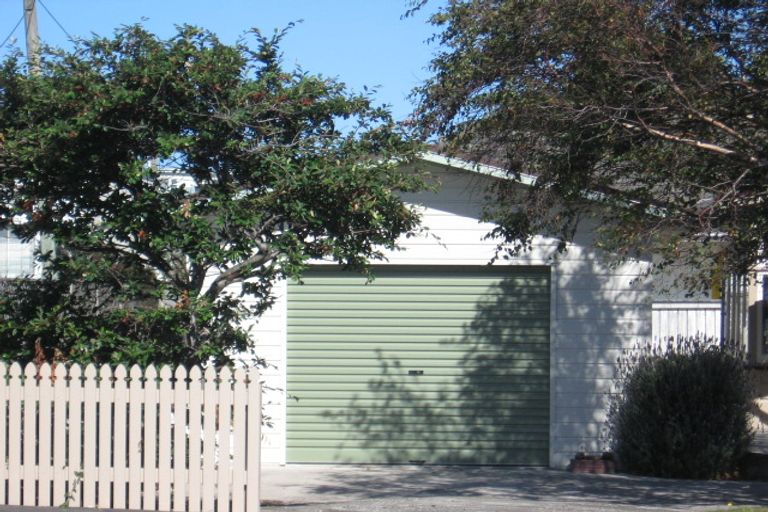 Photo of property in 76 Rotherham Terrace, Miramar, Wellington, 6022