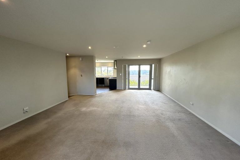 Photo of property in The Rise, 8/11 Hatfield Place, Albany Heights, Auckland, 0632