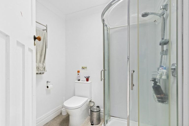 Photo of property in 2 Caprera Street, Melrose, Wellington, 6023