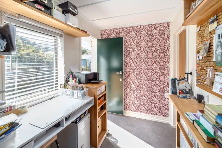 Photo of property in 79 Watt Street, Featherston, 5710