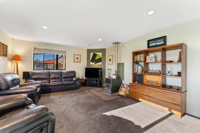 Photo of property in 30 Endeavour Street, Riversdale, Blenheim, 7201