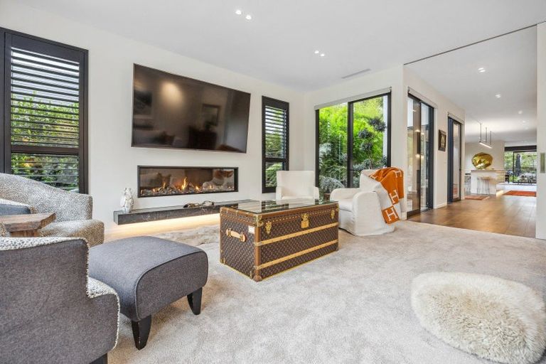 Photo of property in 16b Daresbury Lane, Fendalton, Christchurch, 8014