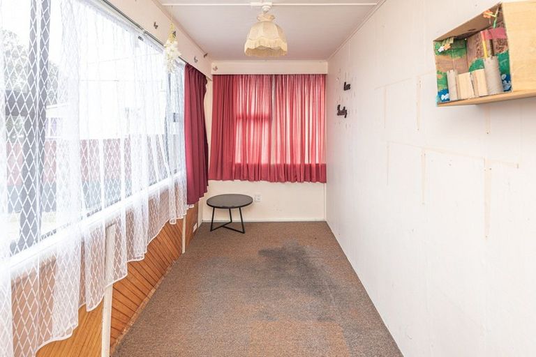 Photo of property in 29 Ruapehu Street, Castlecliff, Whanganui, 4501