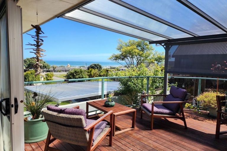 Photo of property in 15 Nolan Crescent, Karoro, Greymouth, 7805