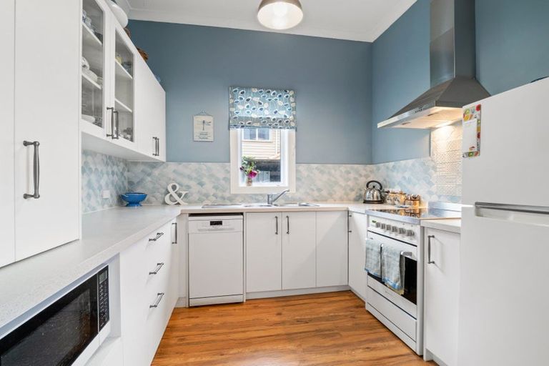 Photo of property in 2 Grove Street, Saint Kilda, Dunedin, 9012