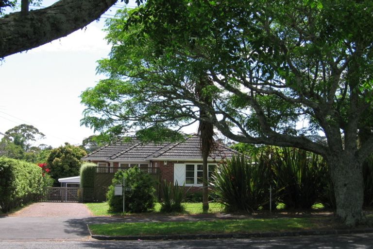 Photo of property in 59 Riro Street, Point Chevalier, Auckland, 1022