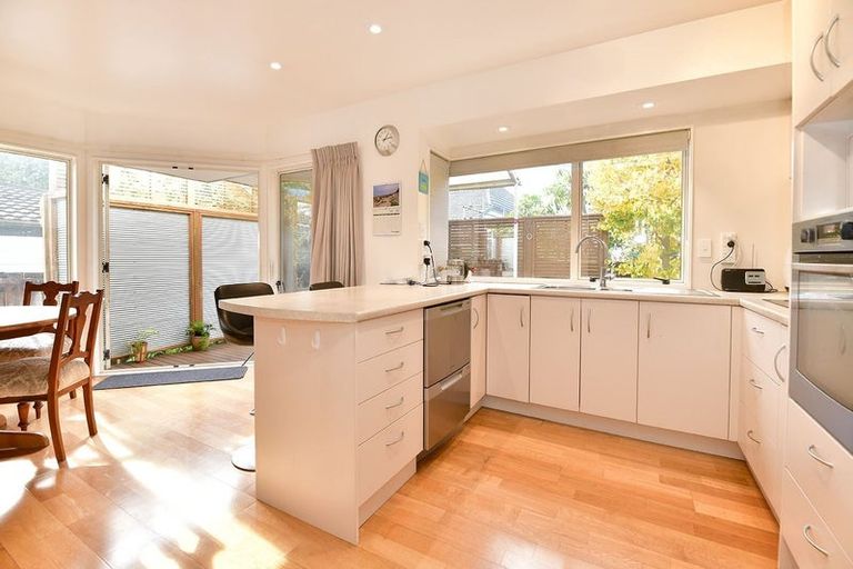 Photo of property in 47b Centreway Road, Orewa, 0931