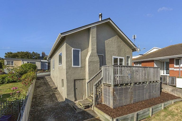 Photo of property in 15 Cooper Street, Mornington, Dunedin, 9011