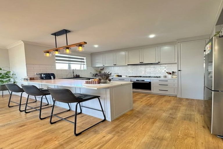 Photo of property in 31b Hill Crescent, Papakura, 2110