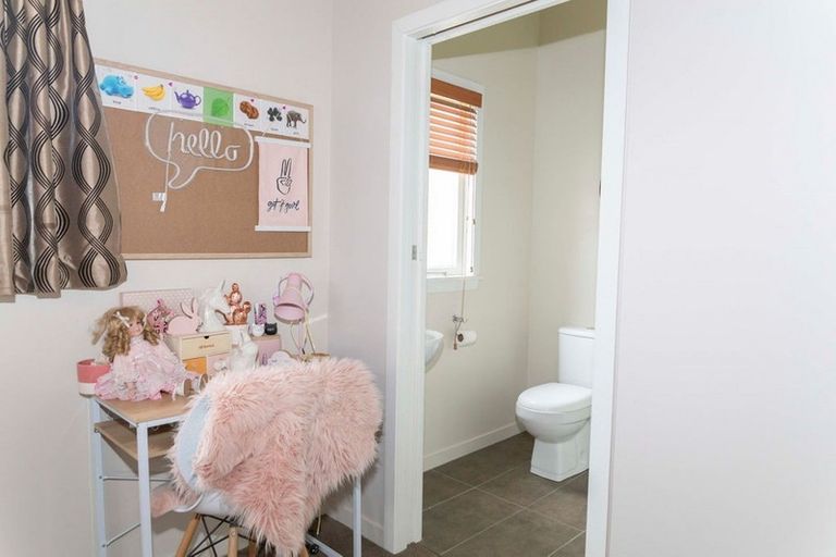 Photo of property in 21a Burns Street, Dannevirke, 4930