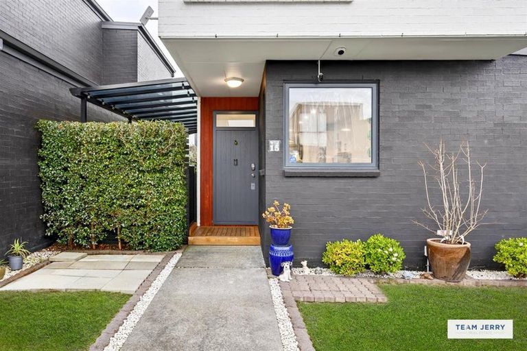 Photo of property in 15 Te Aparangi Road, Papakura, 2110