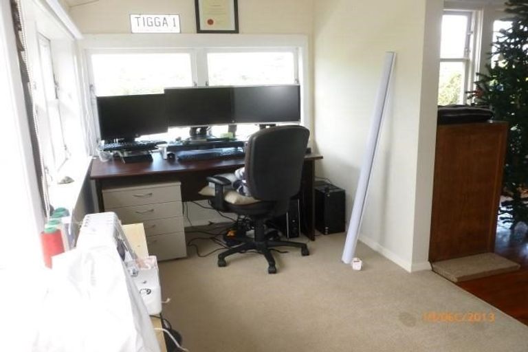 Photo of property in 20 Rawhiti Road, Pukerua Bay, 5026