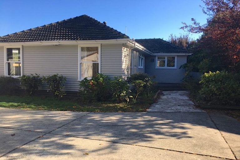 Photo of property in 9 Haynes Avenue, Upper Riccarton, Christchurch, 8041