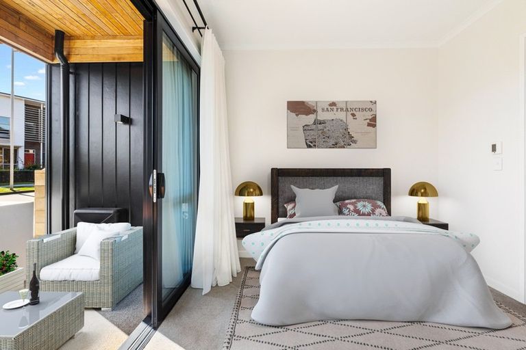 Photo of property in 87 Bomb Point Drive, Hobsonville, Auckland, 0616