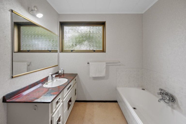 Photo of property in 14 Ewan Place, Taradale, Napier, 4112