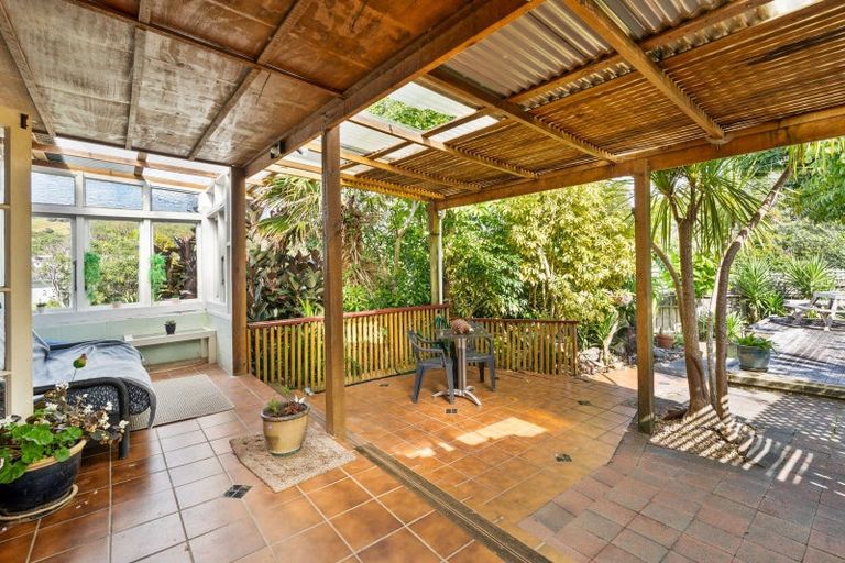 Photo of property in 132 Oakura Road, Oakura, Hikurangi, 0184