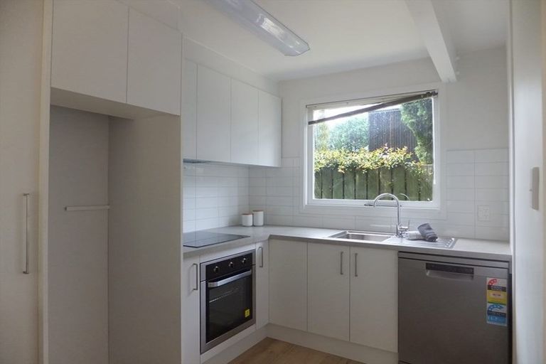 Photo of property in 2/12 Shrewsbury Street, Merivale, Christchurch, 8014