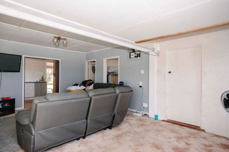 Photo of property in 47 Miller Street, Dannevirke, 4930