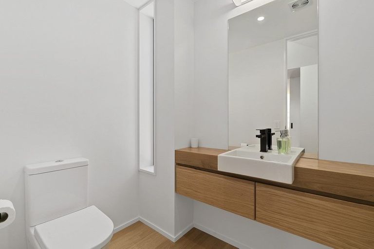 Photo of property in 38 Stackbrae Avenue, Wanaka, 9305