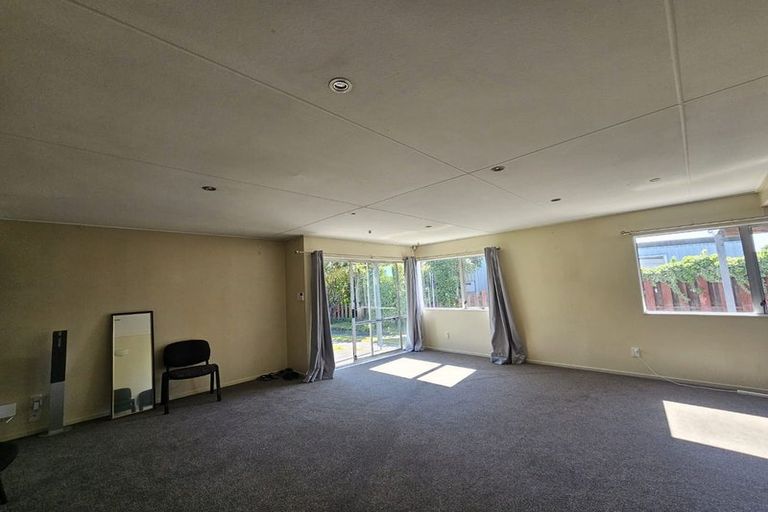 Photo of property in 49 Tait Drive, Greenmeadows, Napier, 4112