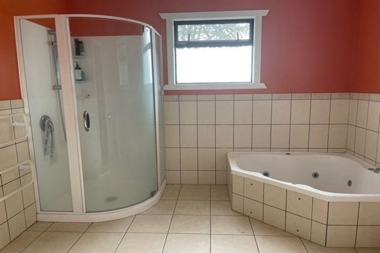 Photo of property in 281 Whangarata Road, Tuakau, 2694