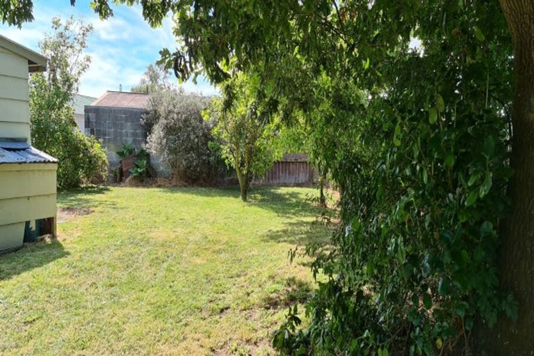 Photo of property in 4 Mahia Place, Kelvin Grove, Palmerston North, 4414