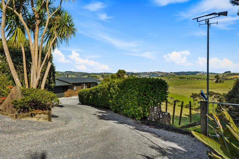 Photo of property in 93 Hamilton Road, Waimauku, 0881