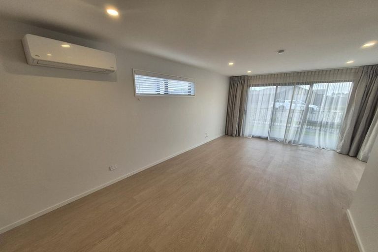 Photo of property in 21 Sedge Street, Belfast, 8051