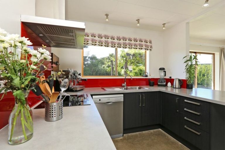 Photo of property in 55 Upham Crescent, Taradale, Napier, 4112