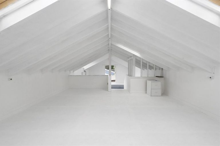 Photo of property in 71 Stanly Street, Eketahuna, 4900